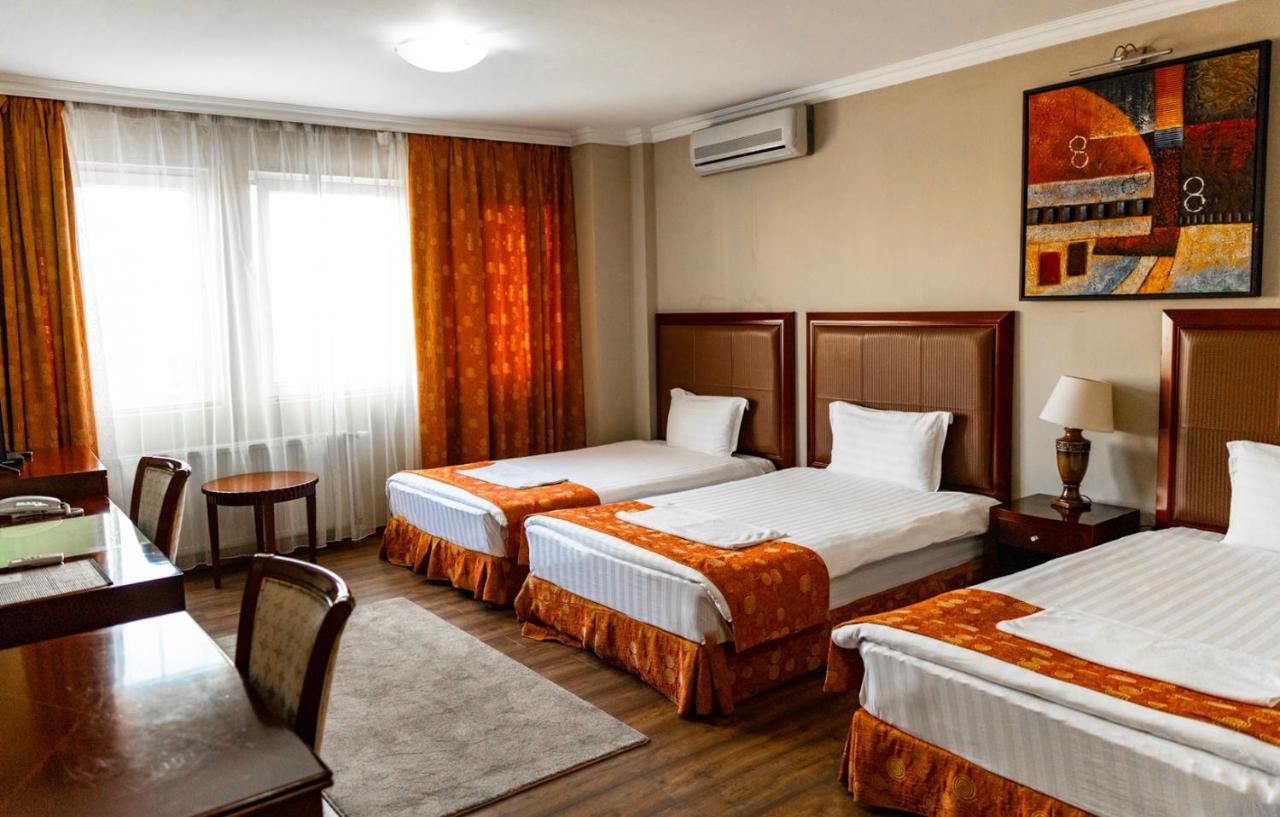 Hotel Igmas Pristina Exterior foto